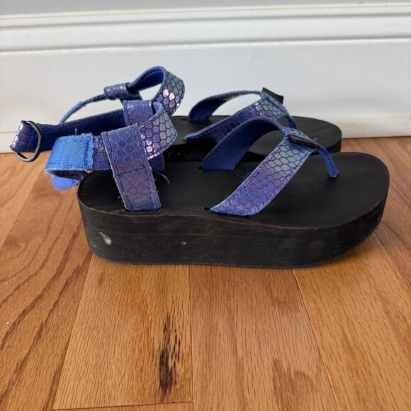 Teva Platform Sandel Size 6 - Picture 3 of 3